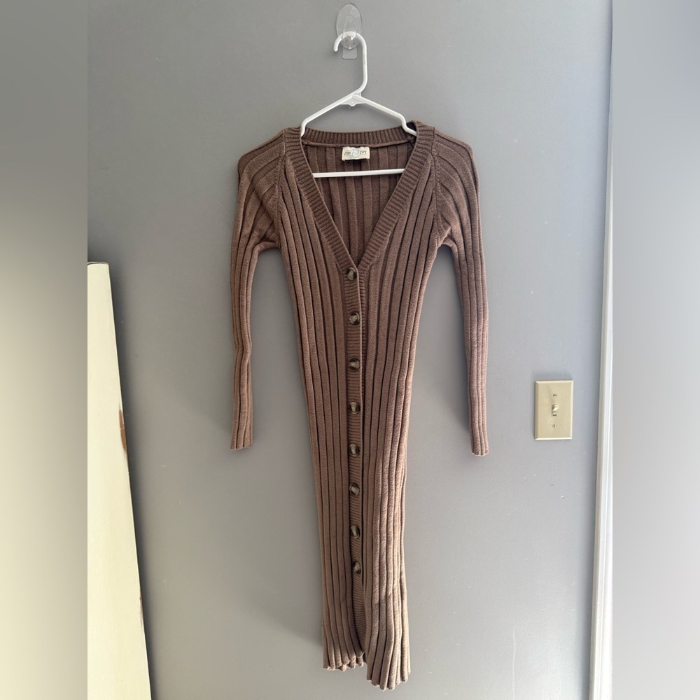 Jun & Ivy V Neck Button Up Long Sleeve Sweater Dress Woman’s SZ S Textured Fall